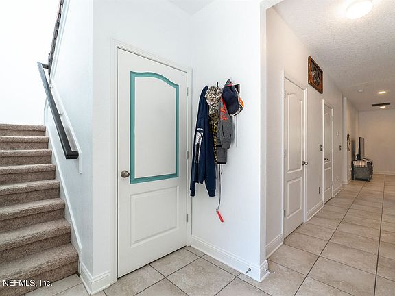 4th image of 193 Midway Park Dr