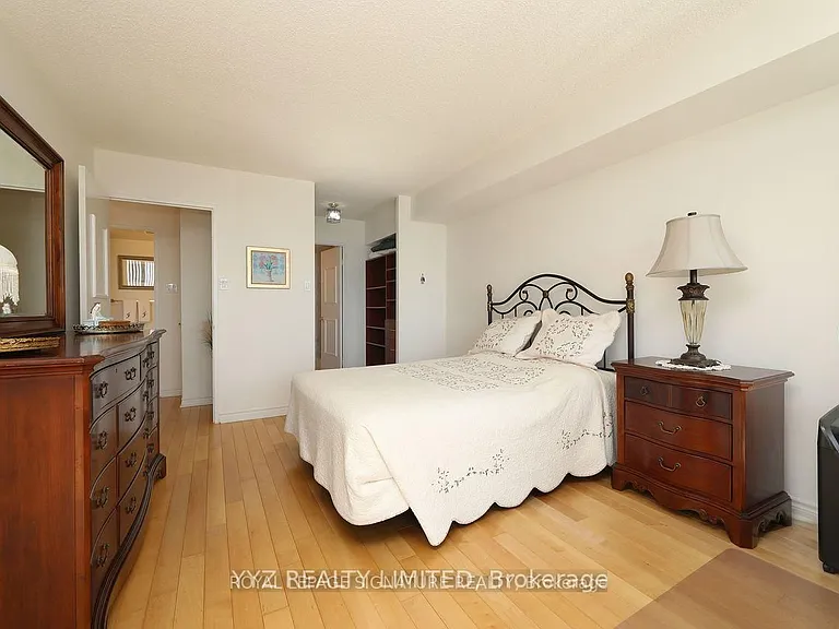 1101 Steeles Ave W #1110 — Photo 3