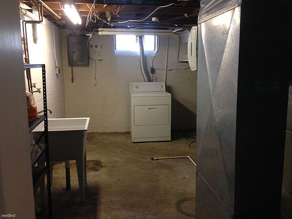 3rd image of 29226 Pinehurst St