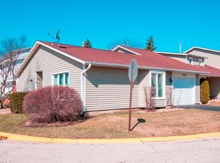 496 Degas Cir, Bolingbrook, IL 60440