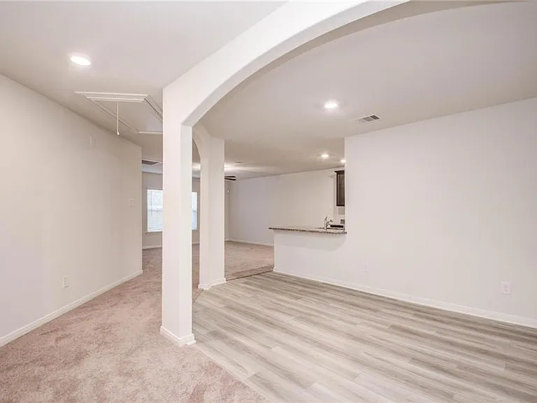 10699 Lost Maples Dr — Photo 10