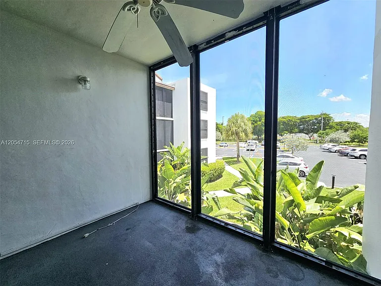 210 Lake Pointe Dr #209 — Photo 13