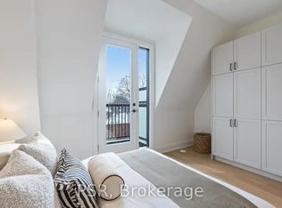 55 Harriet St #1A, Toronto, ON M4L2G1