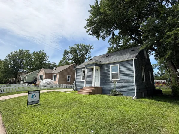 5818 South St, Lincoln, NE 68506