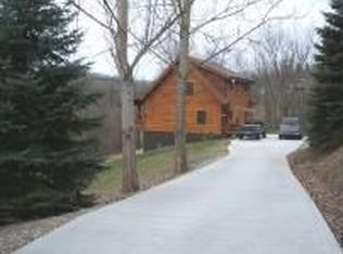 57460 New Cut Rd, Shadyside, OH 43947