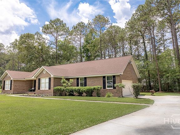 3rd image of 114 Hazelwood Drive