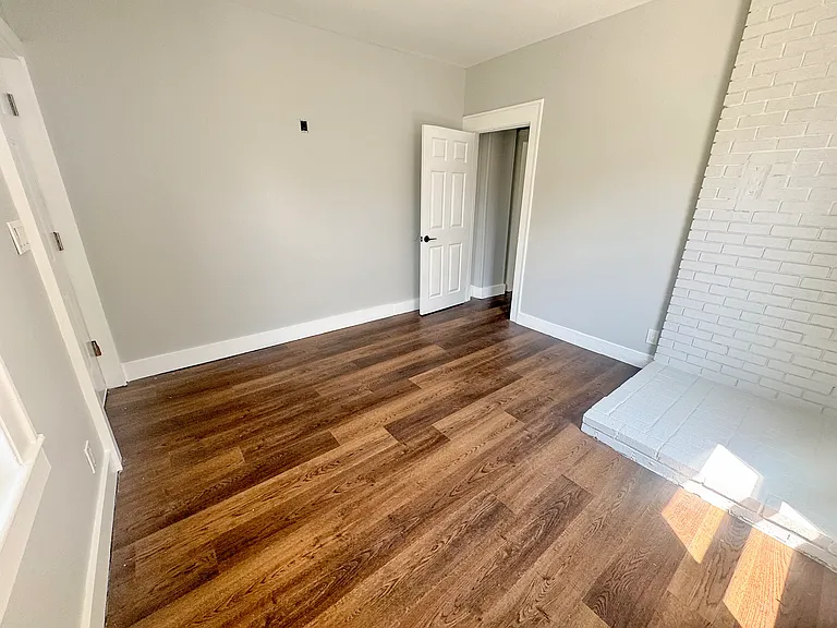 115 Wall St #1 — Photo 9