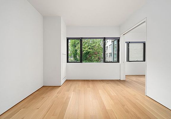 3rd image of 123 3rd Ave APT 3D