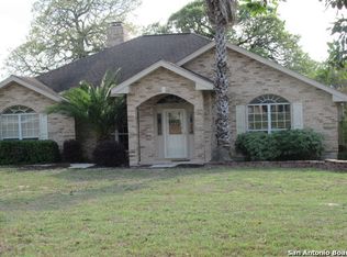 1108 Country View Dr, La Vernia, TX 78121