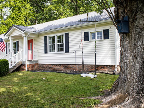 3rd image of 31 Dry Creek Rd