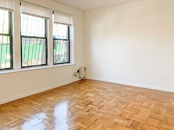 2nd image of 332 Starr St #3G
