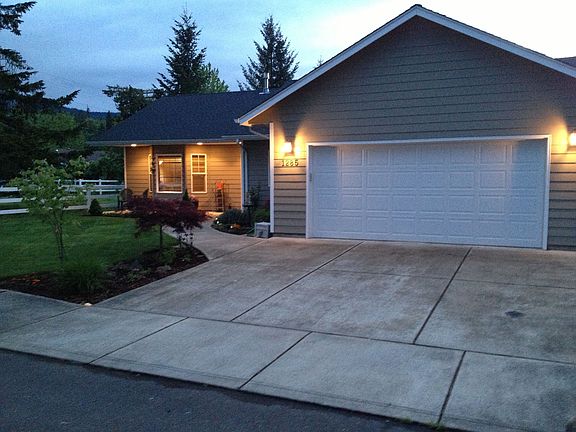 Front exterior dusk