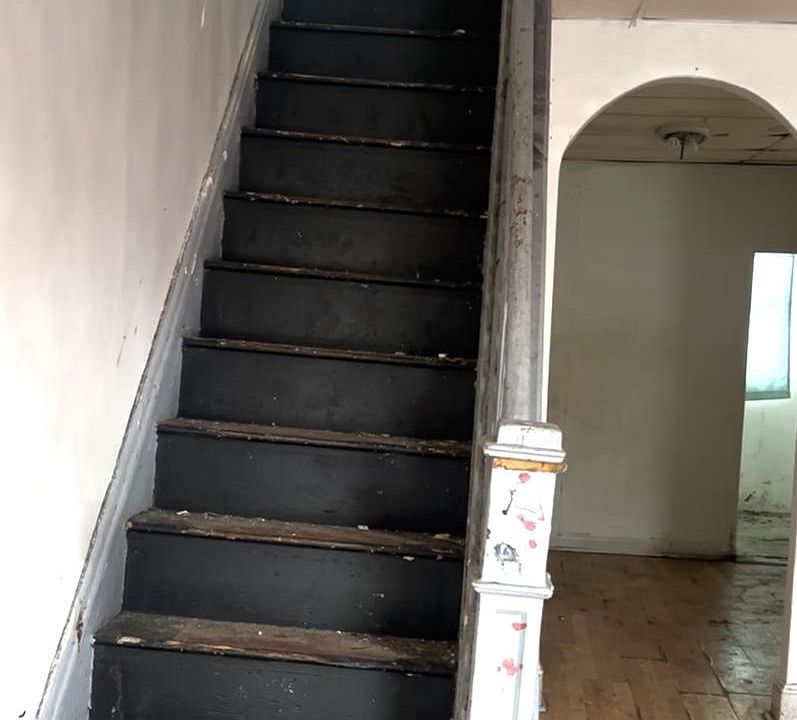 2nd image of 3301 Potter St