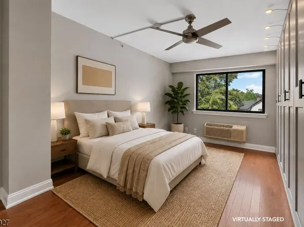 60 Parkway Dr E APT 4JJ, East Orange, NJ 07017