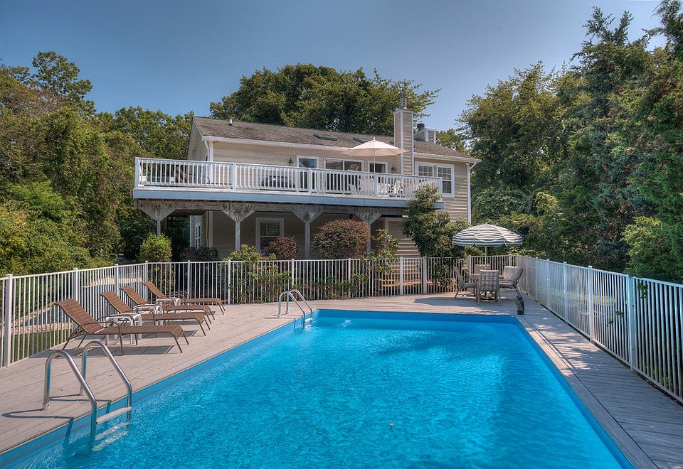 151 Edgemere Dr, Southampton, NY 11968 Zillow