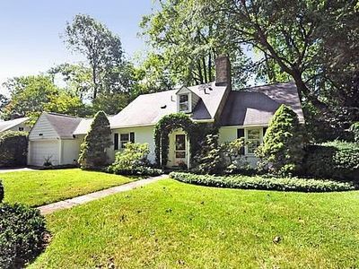 750 Winding Rd, Jenkintown, PA, 19046