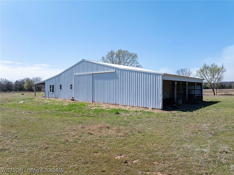 Listing photo 4