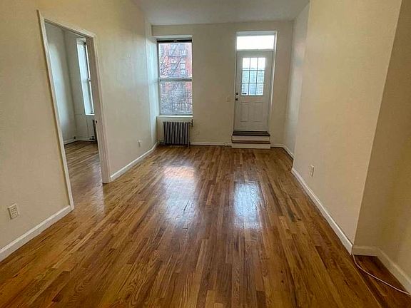 5th image of 114 W 116th St APT 7