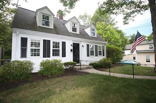 1st image of 116 Hollis St