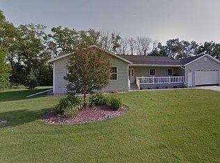 371 Northwest Ave, Warren, MN 56762