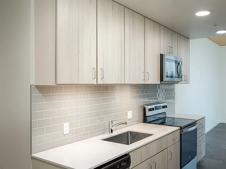 Crosswood | One Bedroom Kitchen