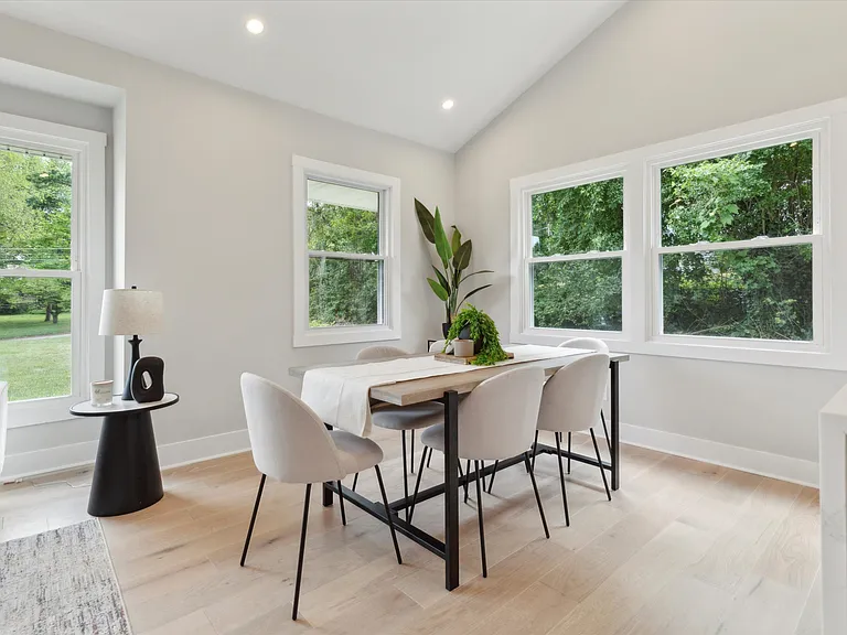 104 Furlong Ave — Photo 14