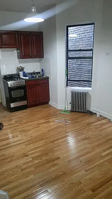 Rented by Sky Management | media 6