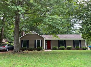 3003 Bardwell Rd, Greensboro, NC 27410