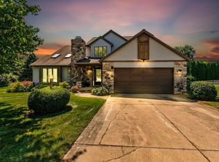 22294 Fireside Dr, Goshen, IN 46528