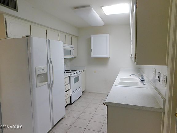 4th image of 13050 N 100TH Avenue