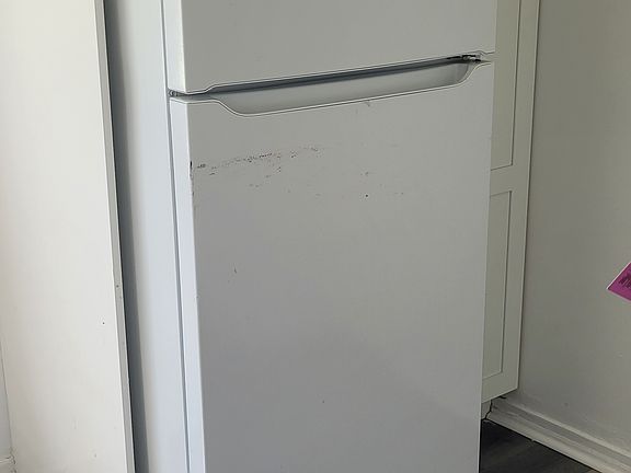 3rd image of 56A Linwood Ave #1