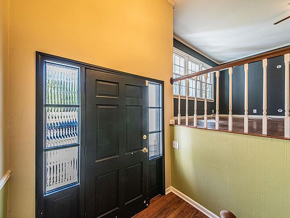 4th image of 231 Springwell Ln