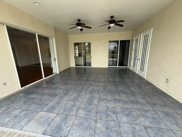 3425 Anton Ct — Photo 39