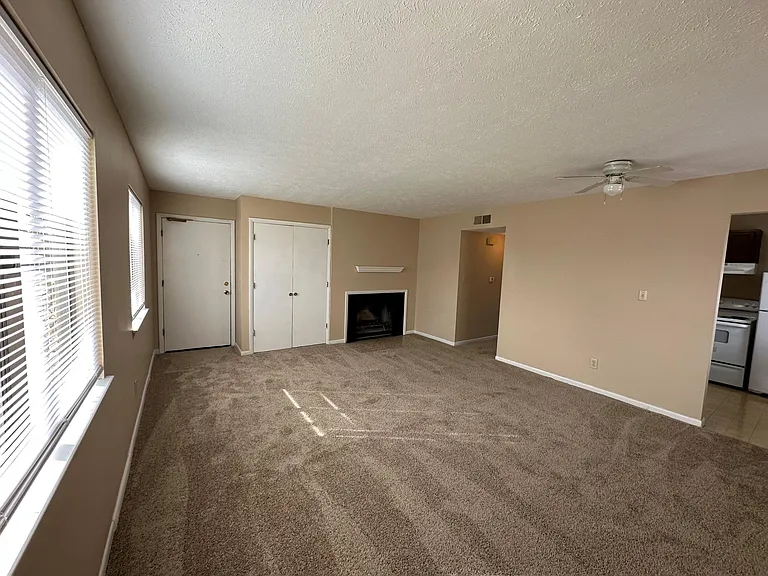 460 Lenney Dr #1 — Photo 4