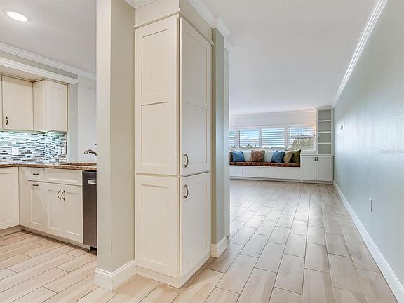 5th image of 4141 BAYSHORE BOULEVARD #505
