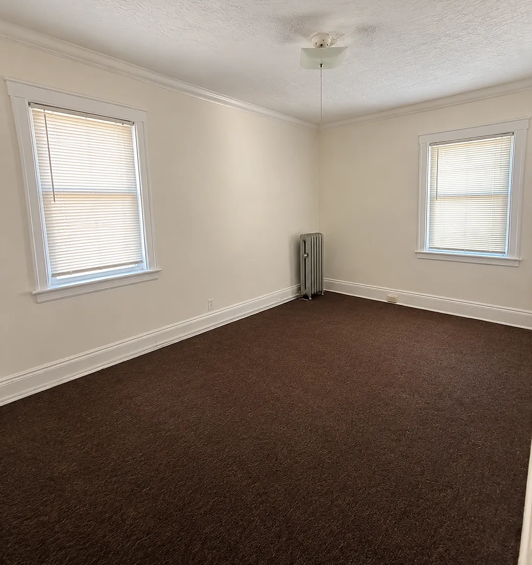 1 bed, 900 sqft, $2,000 — Photo 4
