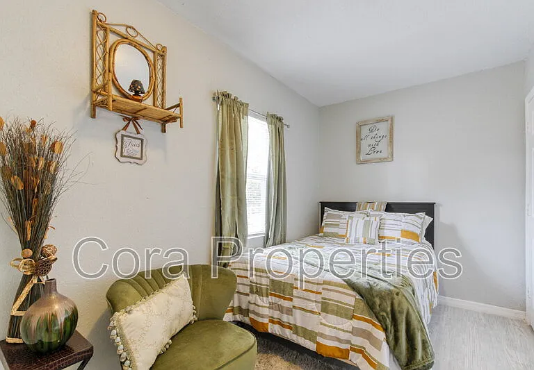 685 Sears Ave NE #4 — Photo 27