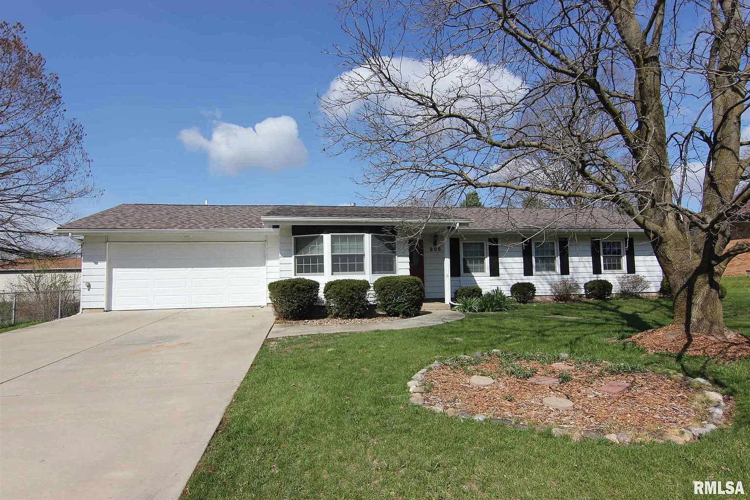 205 Campanile Dr photo 1