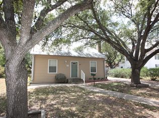 307 N Adams St, Beeville, TX 78102