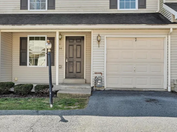 34 E Abby Ln, Schuylkill Haven, PA 17972