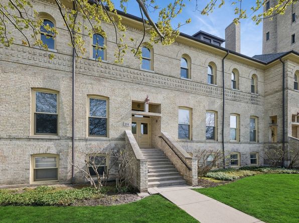 204 Leonard Wood S APT 204, Highland Park, IL 60035