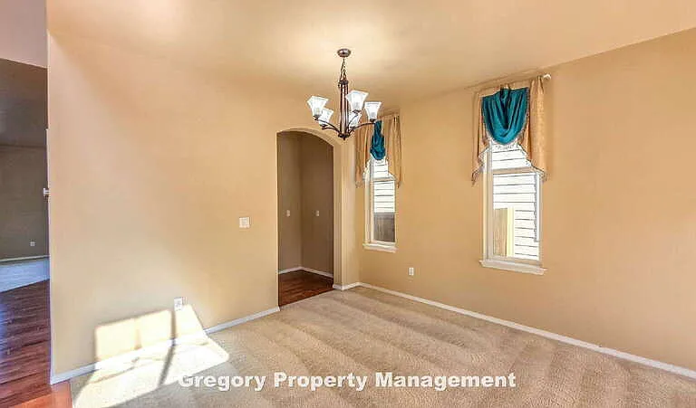 22904 42nd Dr SE — Photo 8