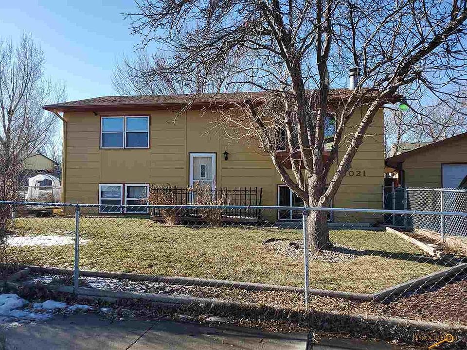 1st image of 4021 Ram Ln
