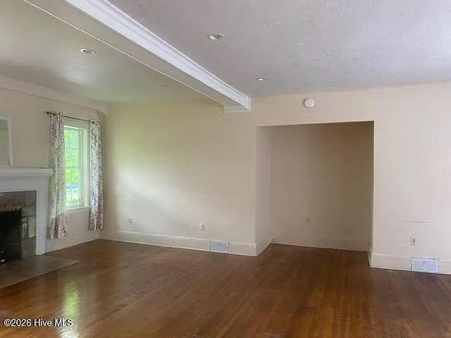 1293 Main St — Photo 5