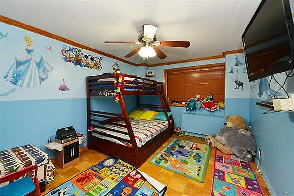 Sold by Think Properties | media 8