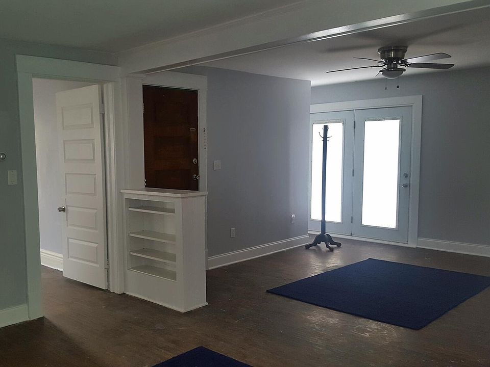 1st image of 152 Loring Ave #2