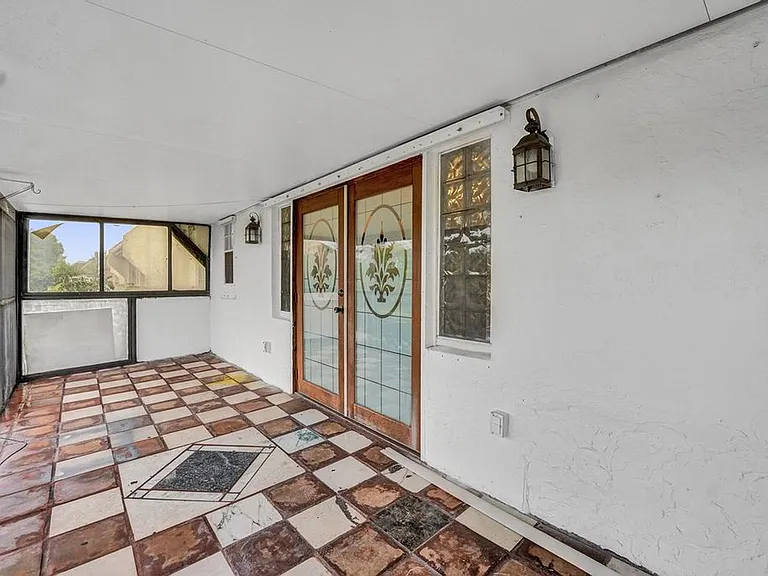 1313 Seaview — Photo 42