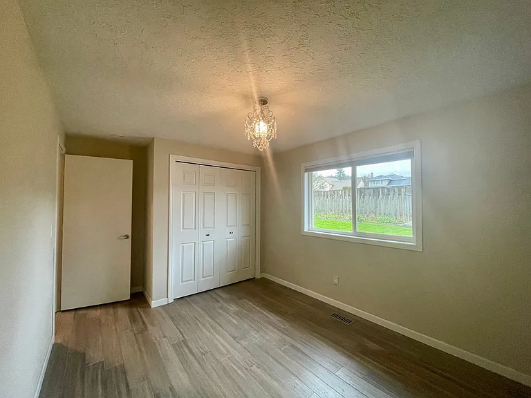 12956 SE 126th Ave — Photo 19