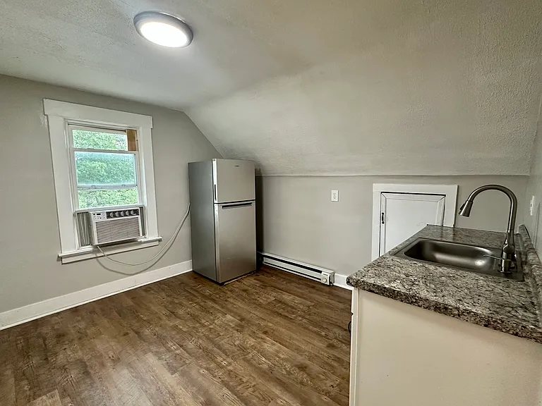 23152 Lake Shore Blvd #3 — Photo 8