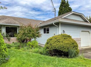 2732 Apple Dr, Campbell River, BC V9W7K4